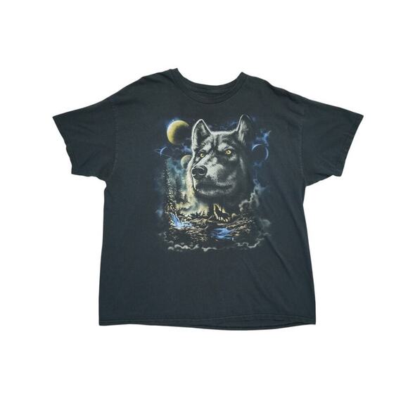 DOM The Artist Galaxy Wolf Graphic Tee – XL – Nature Moon Scene Art Shirt - Picture 1 of 4